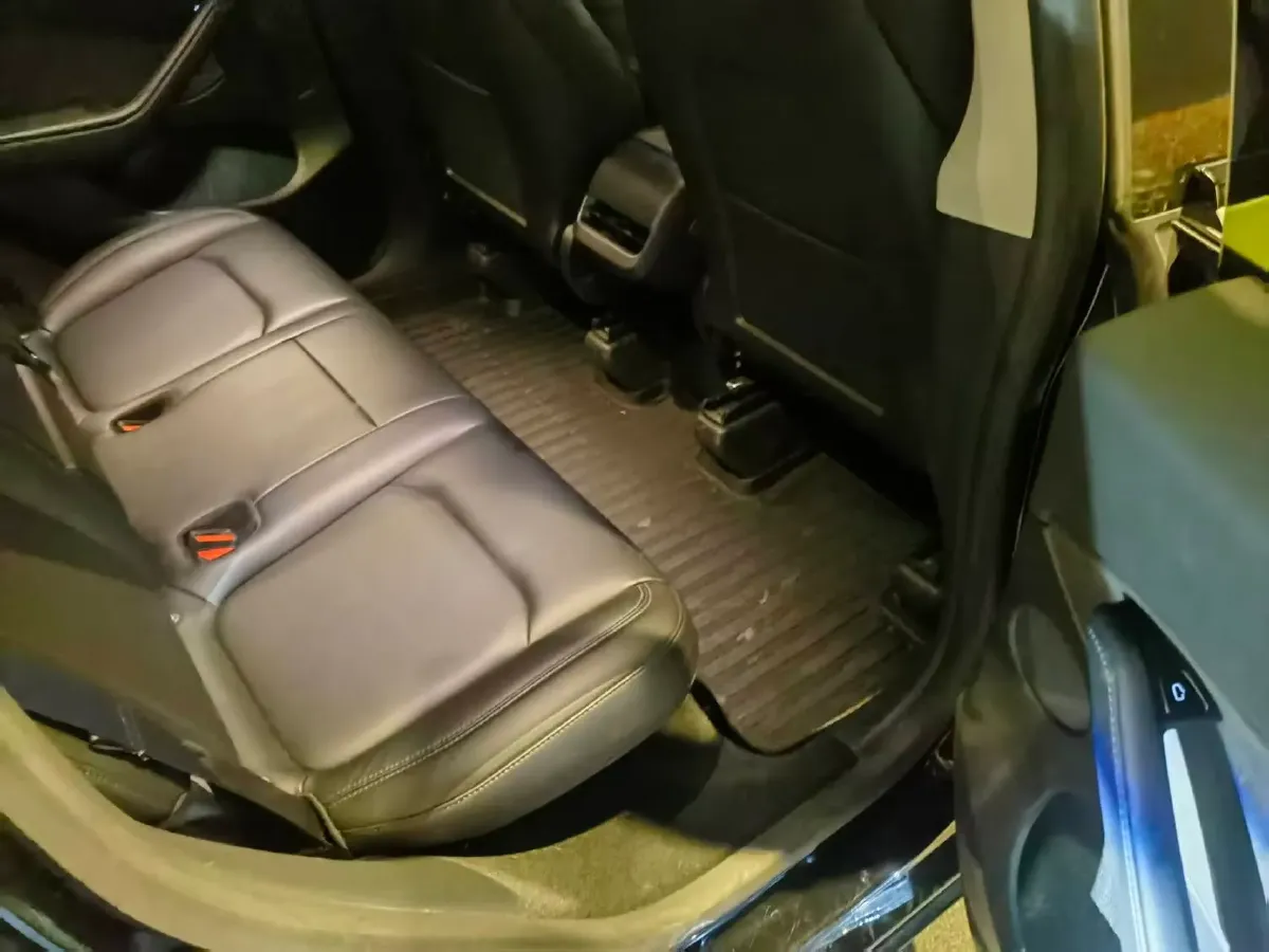 2021 Tesla Model Y BEV 60KWH,autocango,china used car exporter,china ev exporter,chinese used car exporter,chinese used ev exporter