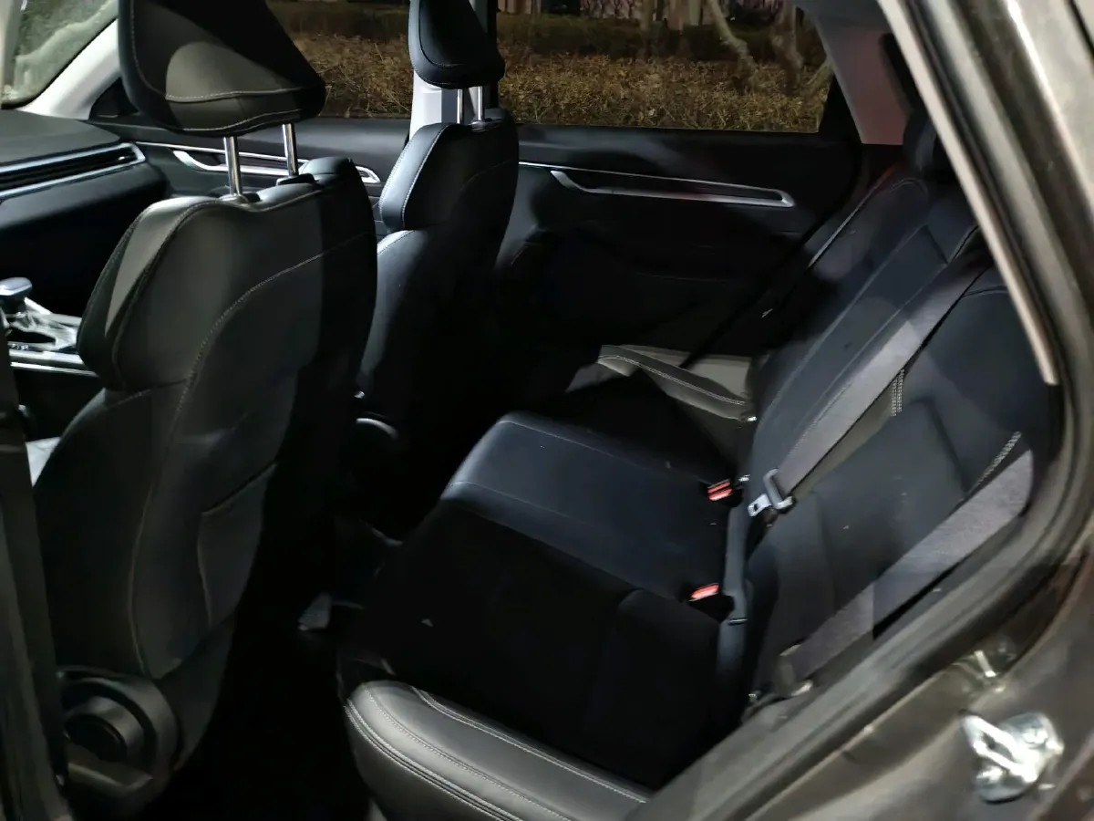 2025 Geely Emgrand 1.5L 127HP L4 CVT,autocango,china used car exporter,china ev exporter,chinese used car exporter,chinese used ev exporter