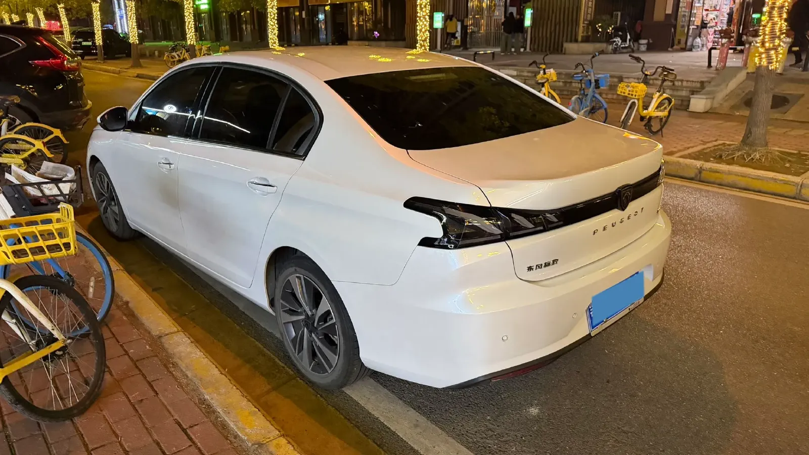 2022 Peugeot 408 1.6T 170HP L4 6AT,autocango,china used car exporter,china ev exporter,chinese used car exporter,chinese used ev exporter