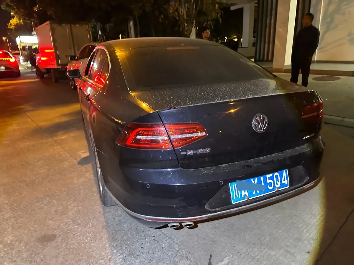 2018 Volkswagen Magotan 1.8T 180HP L4 7DCT,autocango,china used car exporter,china ev exporter,chinese used car exporter,chinese used ev exporter