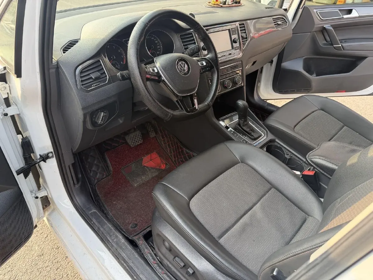 2018 Volkswagen Golf Sportsvan 1.4T 131HP L4 7DCT,autocango,china used car exporter,china ev exporter,chinese used car exporter,chinese used ev exporter