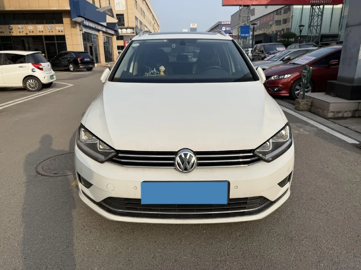 2018 Volkswagen Golf Sportsvan 1.4T 131HP L4 7DCT,autocango,china used car exporter,china ev exporter,chinese used car exporter,chinese used ev exporter