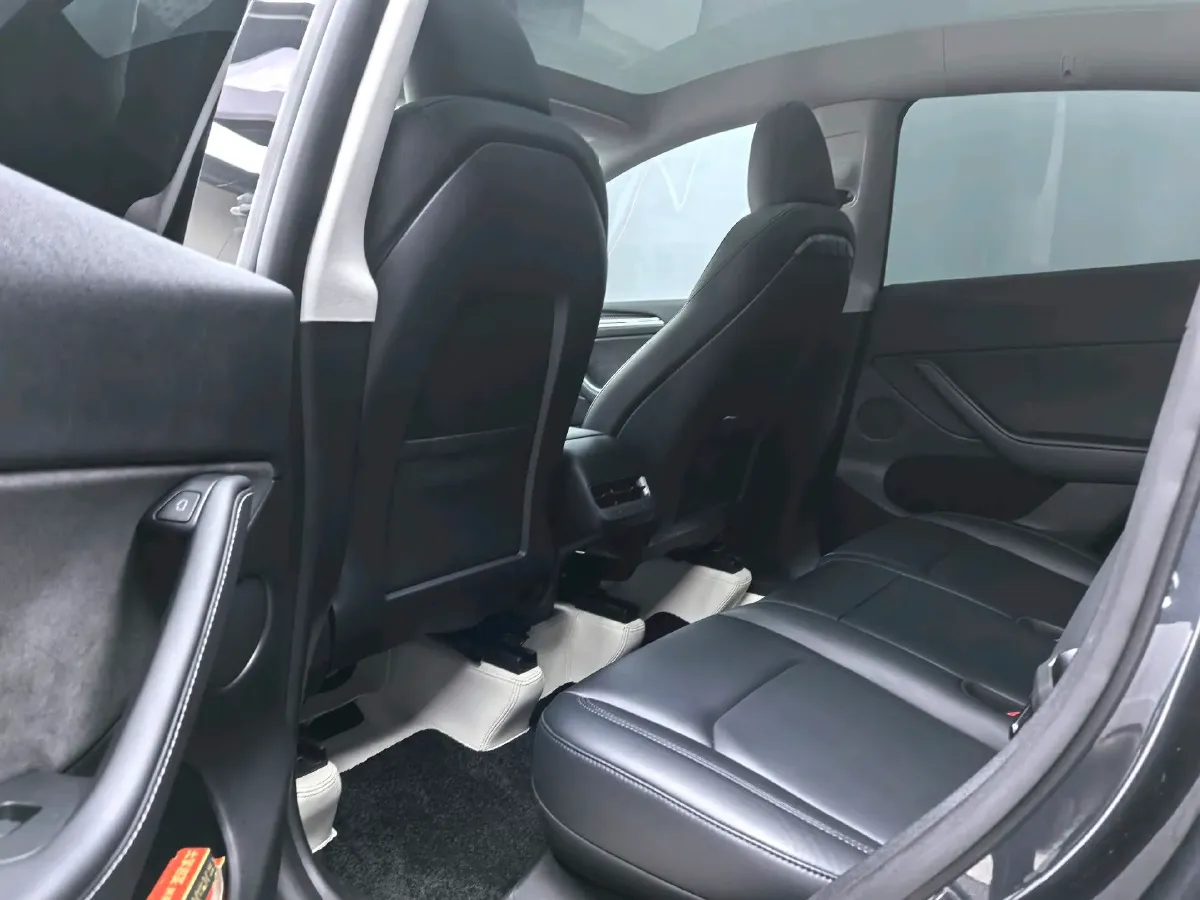 2024 Tesla Model Y BEV 78.4KWH,autocango,china used car exporter,china ev exporter,chinese used car exporter,chinese used ev exporter