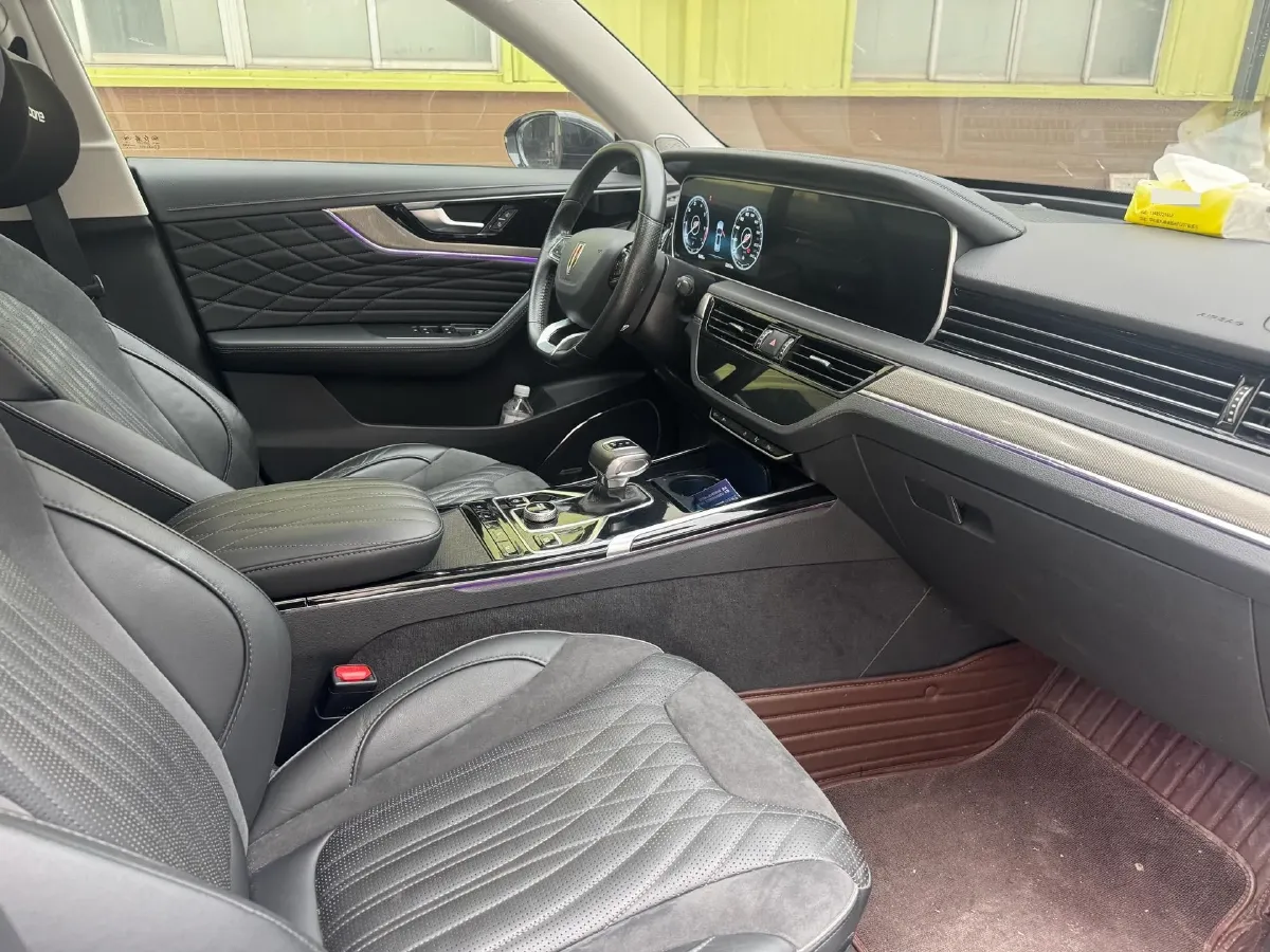 2022 HongQi HS5 2.0T 224HP L4 6AT,autocango,china used car exporter,china ev exporter,chinese used car exporter,chinese used ev exporter