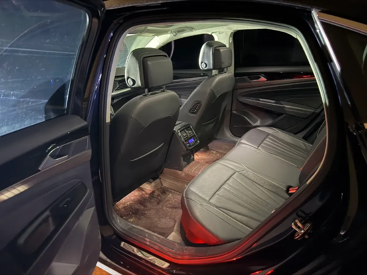 2024 Volkswagen Passat 2.0T 186HP L4 7DCT,autocango,china used car exporter,china ev exporter,chinese used car exporter,chinese used ev exporter