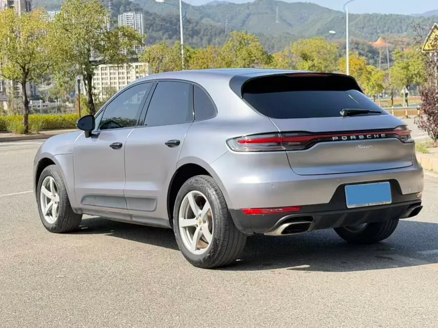2018 Porsche Macan 2.0T 252HP L4 7DCT,autocango,china used car exporter,china ev exporter,chinese used car exporter,chinese used ev exporter