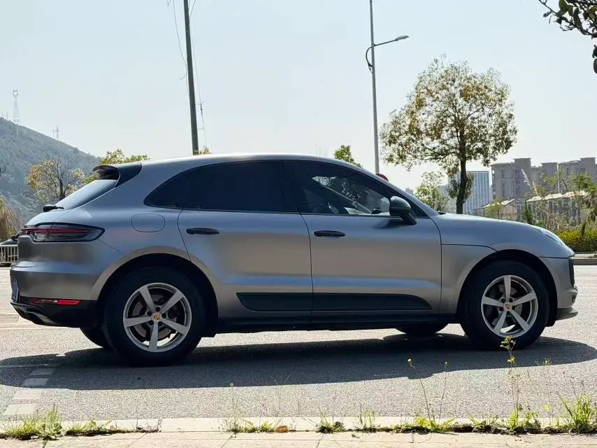 2018 Porsche Macan 2.0T 252HP L4 7DCT,autocango,china used car exporter,china ev exporter,chinese used car exporter,chinese used ev exporter