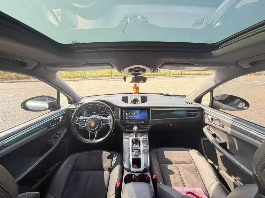 2018 Porsche Macan 2.0T 252HP L4 7DCT,autocango,china used car exporter,china ev exporter,chinese used car exporter,chinese used ev exporter