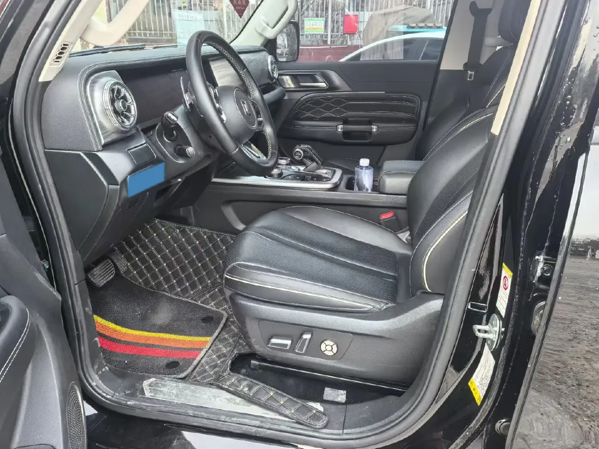 2024 Tank 300 2.0T 227HP L4 8AT,autocango,china used car exporter,china ev exporter,chinese used car exporter,chinese used ev exporter