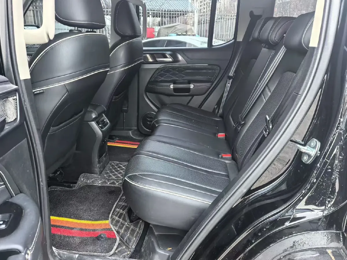 2024 Tank 300 2.0T 227HP L4 8AT,autocango,china used car exporter,china ev exporter,chinese used car exporter,chinese used ev exporter