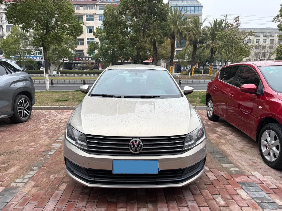 2017 Volkswagen Lavida 1.6L 110HP L4 6AT,autocango,china used car exporter,china ev exporter,chinese used car exporter,chinese used ev exporter