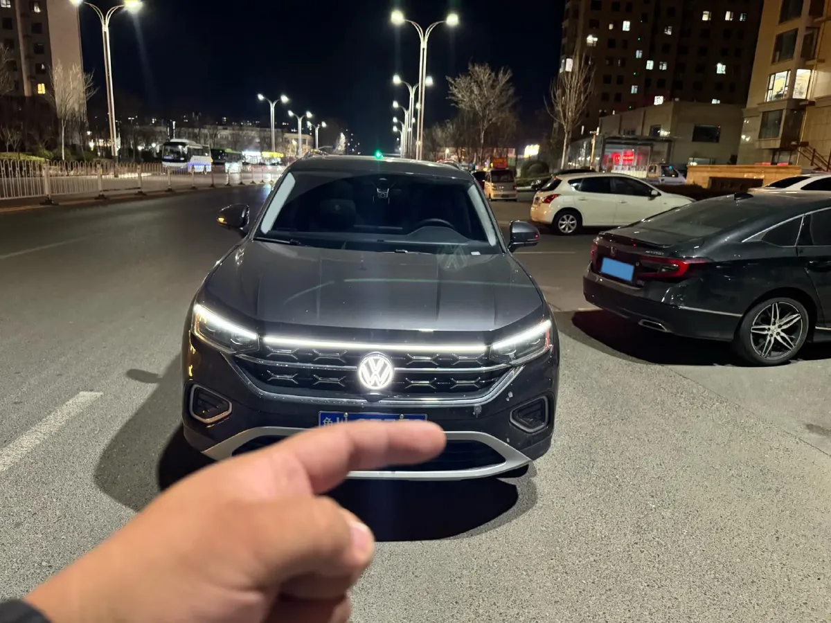 2024 Volkswagen Tayron 2.0T 186HP L4 7DCT,autocango,china used car exporter,china ev exporter,chinese used car exporter,chinese used ev exporter