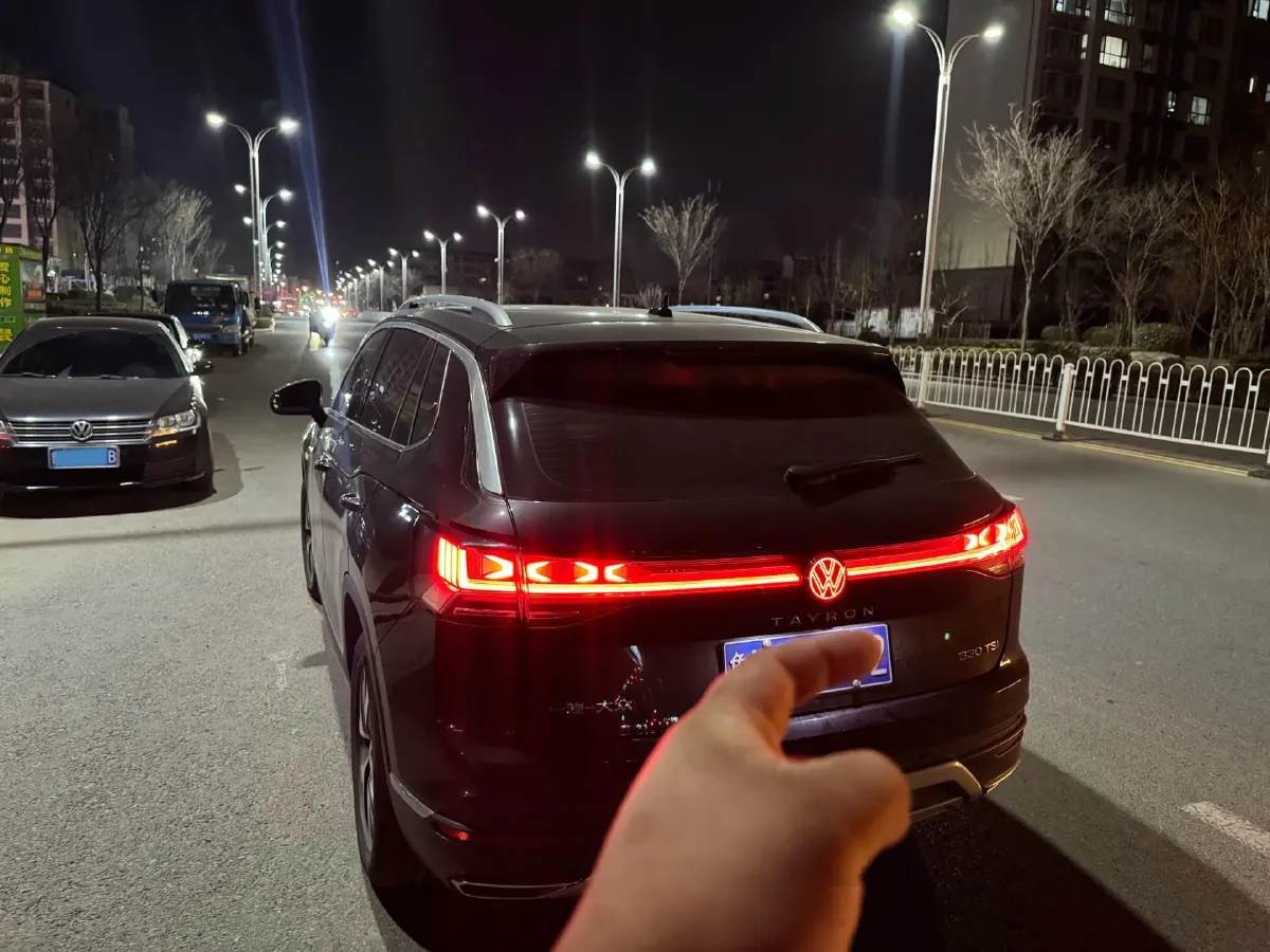 2024 Volkswagen Tayron 2.0T 186HP L4 7DCT,autocango,china used car exporter,china ev exporter,chinese used car exporter,chinese used ev exporter