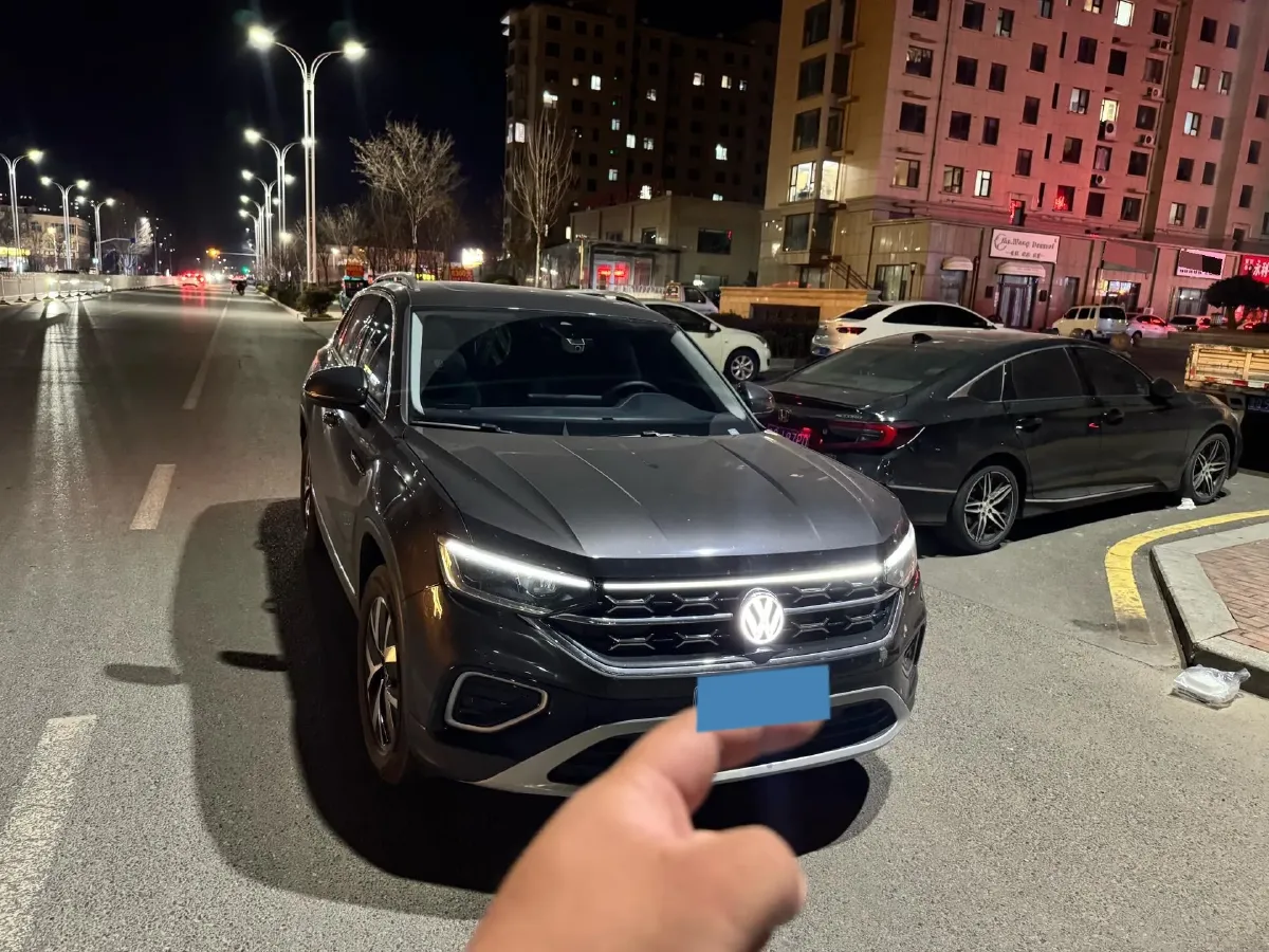 2024 Volkswagen Tayron 2.0T 186HP L4 7DCT,autocango,china used car exporter,china ev exporter,chinese used car exporter,chinese used ev exporter