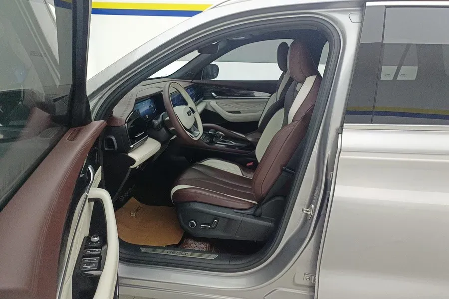 2021 Geely Monjaro 2.0T 218HP L4 7DCT,autocango,china used car exporter,china ev exporter,chinese used car exporter,chinese used ev exporter