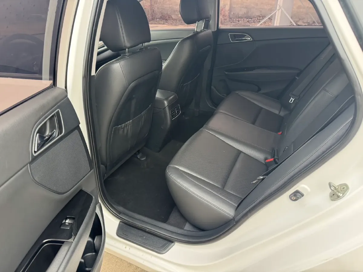 2017 Hyundai Mistra 1.8L 143HP L4 6AT,autocango,china used car exporter,china ev exporter,chinese used car exporter,chinese used ev exporter