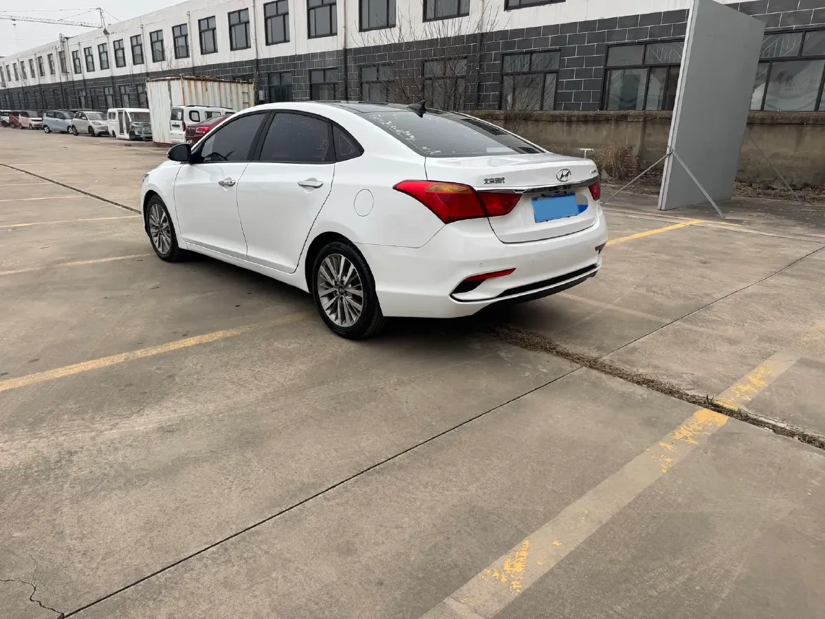 2017 Hyundai Mistra 1.8L 143HP L4 6AT,autocango,china used car exporter,china ev exporter,chinese used car exporter,chinese used ev exporter