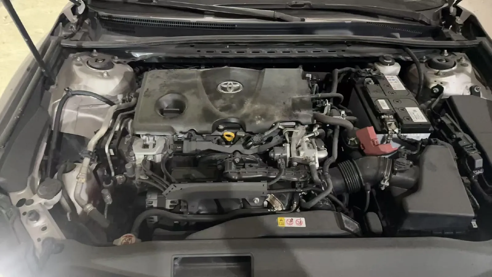 2018 Toyota Camry 2.5L 209HP L4 8AT,autocango,china used car exporter,china ev exporter,chinese used car exporter,chinese used ev exporter