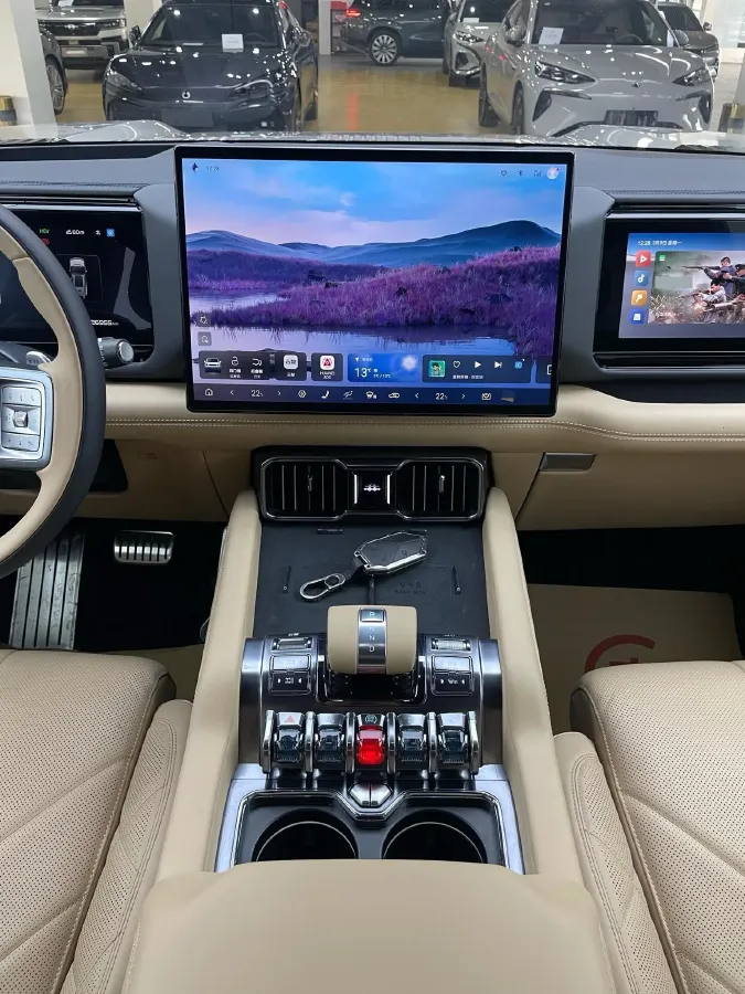 2025 FangChengBao Bao 8 2.0T 245HP L4 E-CVT PHEV 36.8KWH,autocango,china used car exporter,china ev exporter,chinese used car exporter,chinese used ev exporter