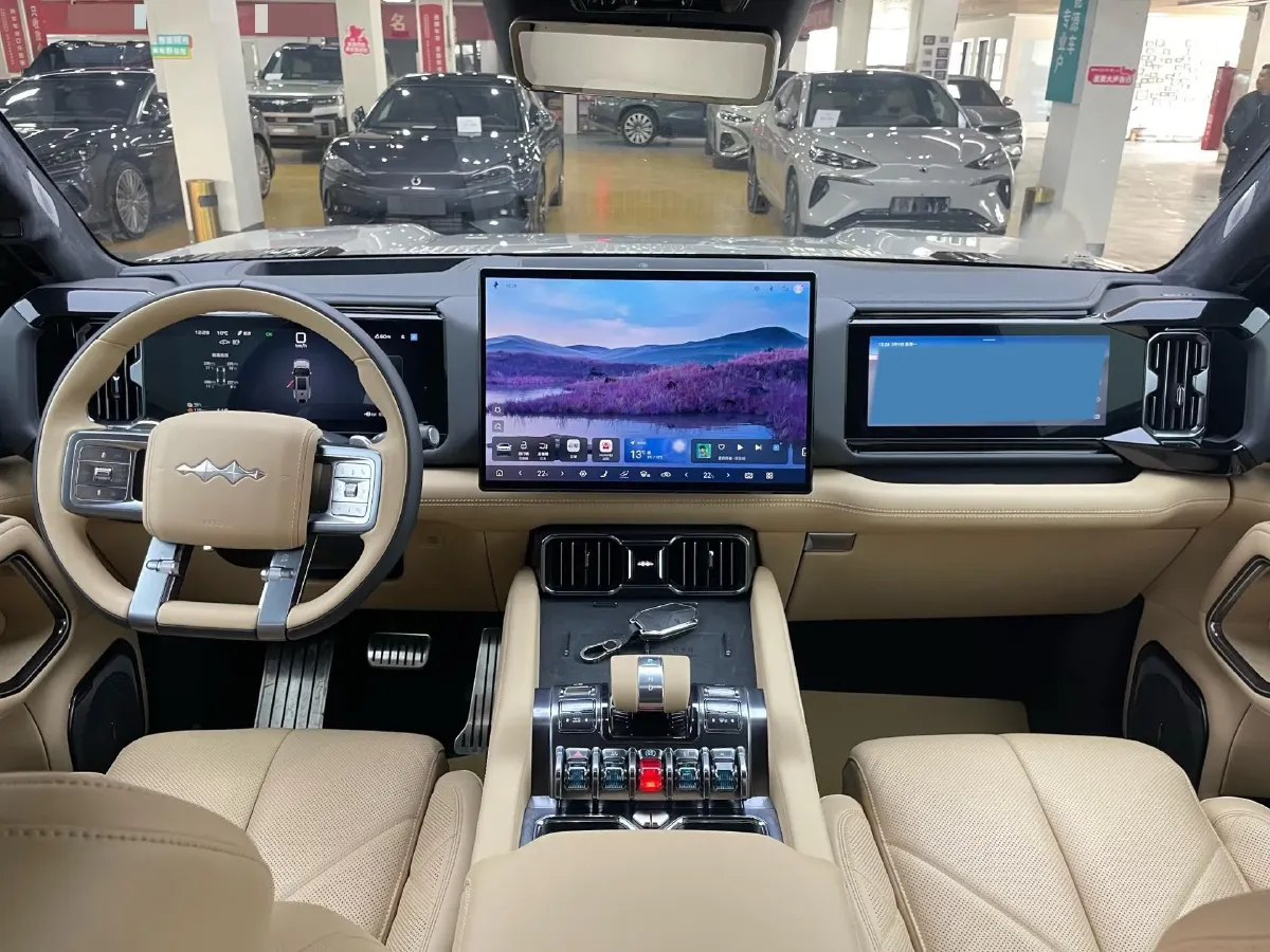 2025 FangChengBao Bao 8 2.0T 245HP L4 E-CVT PHEV 36.8KWH,autocango,china used car exporter,china ev exporter,chinese used car exporter,chinese used ev exporter