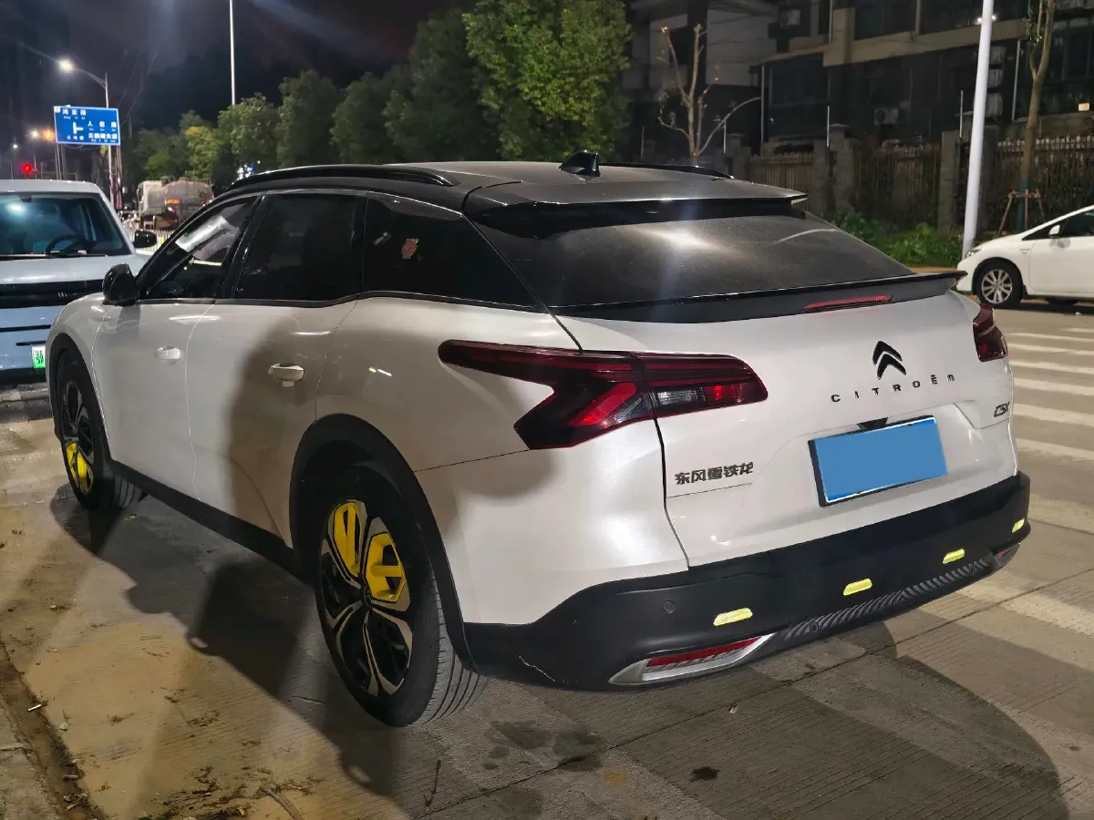 2021 Citroen C5 X 1.6T 175HP L4 8AT,autocango,china used car exporter,china ev exporter,chinese used car exporter,chinese used ev exporter