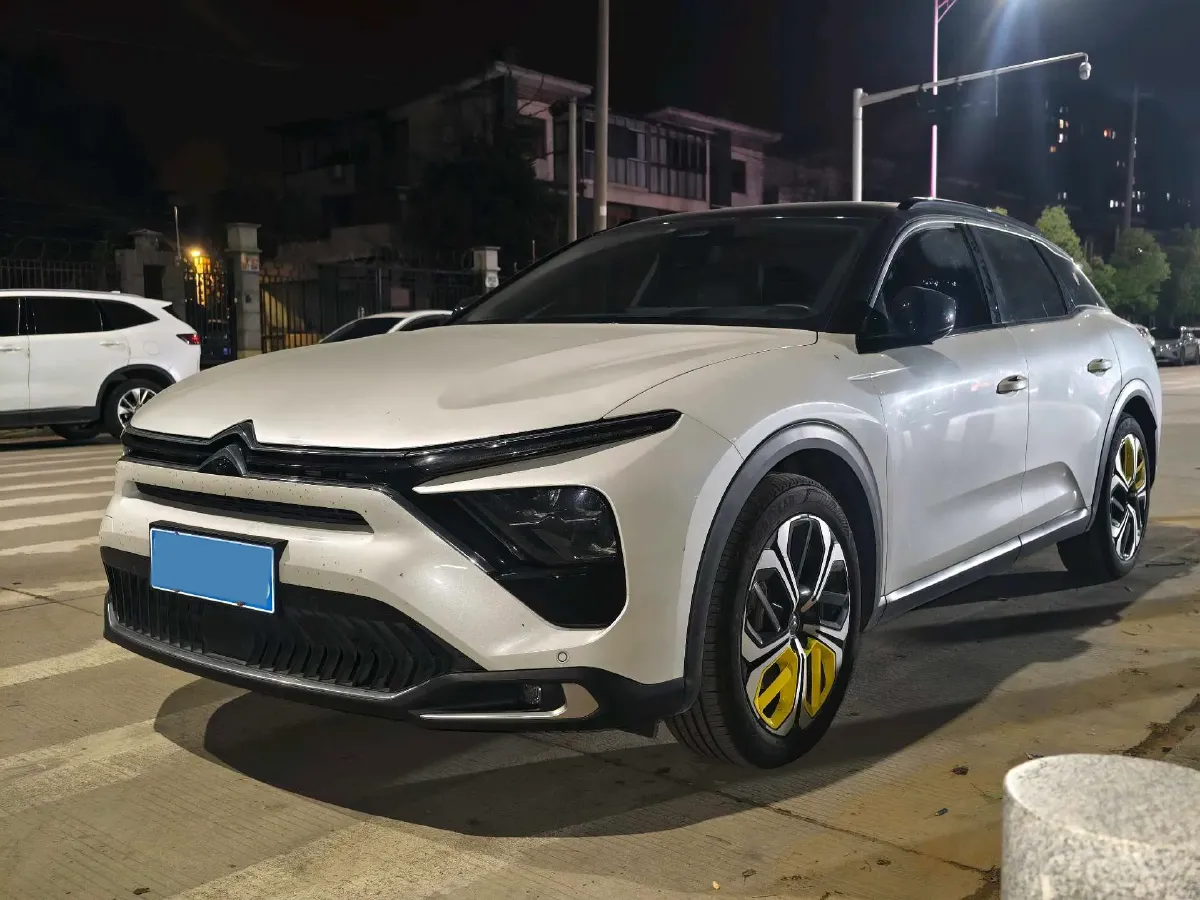2021 Citroen C5 X 1.6T 175HP L4 8AT,autocango,china used car exporter,china ev exporter,chinese used car exporter,chinese used ev exporter