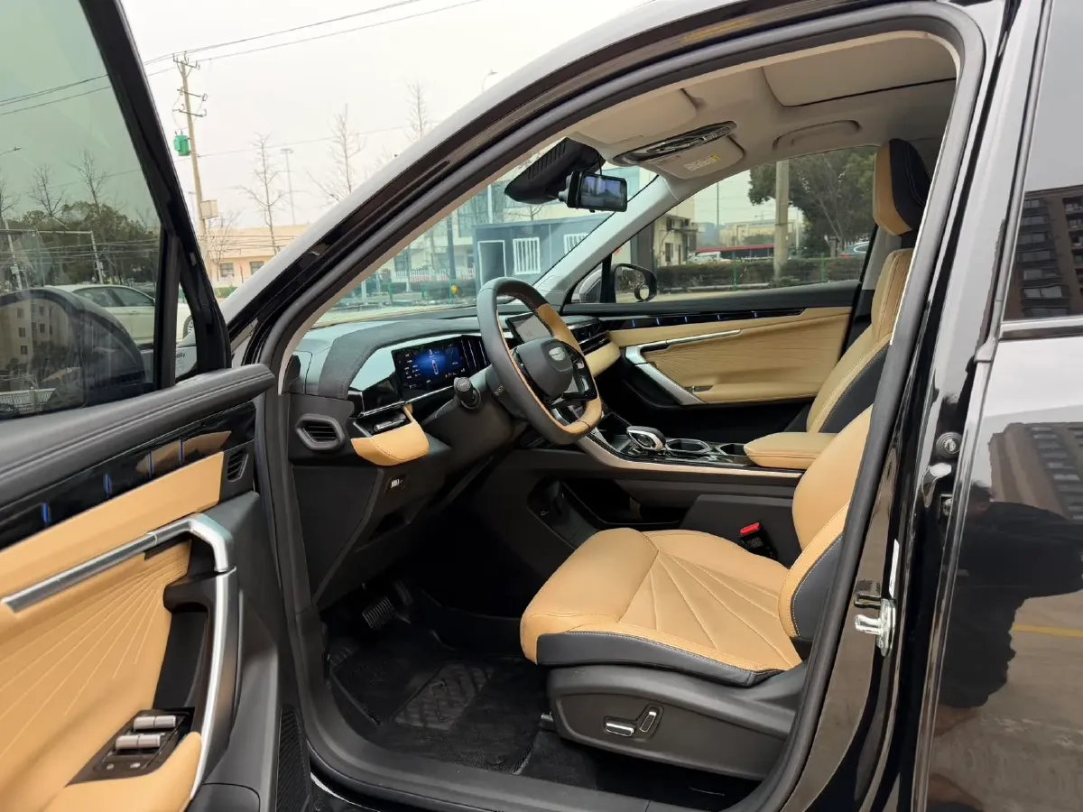 2023 Geely StarRay 1.5T 181HP L4 7DCT,autocango,china used car exporter,china ev exporter,chinese used car exporter,chinese used ev exporter