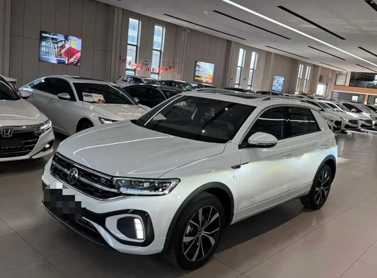 2025 Volkswagen T-Roc 1.5T 160HP L4 7DCT,autocango,china used car exporter,china ev exporter,chinese used car exporter,chinese used ev exporter