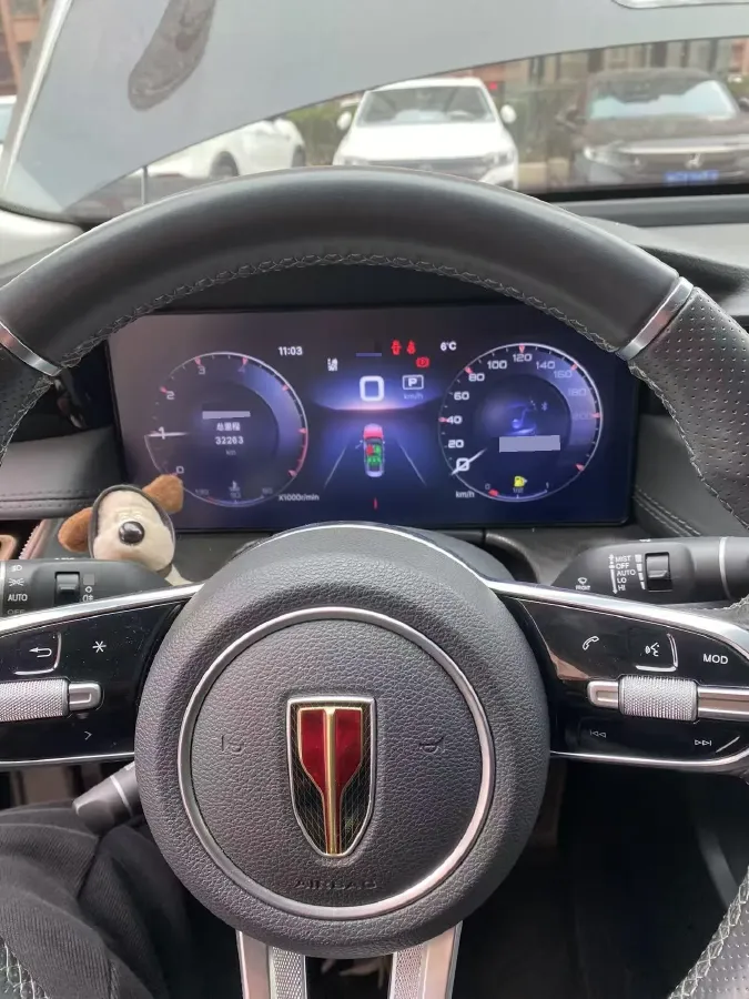 2023 HongQi H6 2.0T 252HP L4 8AT,autocango,china used car exporter,china ev exporter,chinese used car exporter,chinese used ev exporter