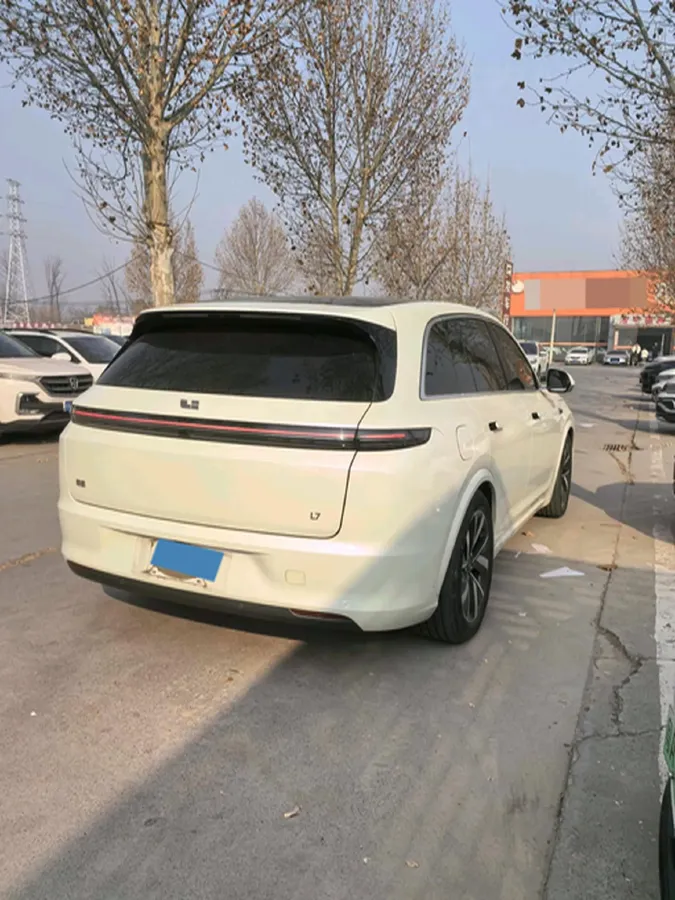 2023 Li L7 Range Extended 154HP REEV 40.9KWH,autocango,china used car exporter,china ev exporter,chinese used car exporter,chinese used ev exporter