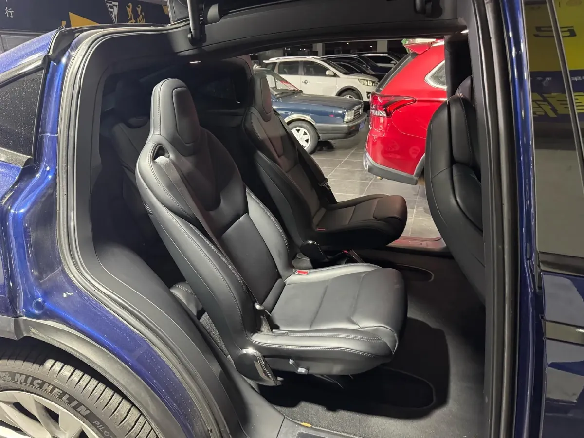 2017 Tesla Model X BEV 100KWH,autocango,china used car exporter,china ev exporter,chinese used car exporter,chinese used ev exporter