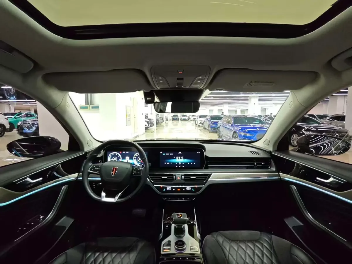 2022 HongQi HS5 2.0T 224HP L4 6AT,autocango,china used car exporter,china ev exporter,chinese used car exporter,chinese used ev exporter