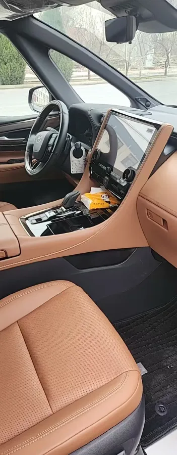 2025 Toyota Alphard 2.5L 190HP L4 E-CVT Hybrid,autocango,china used car exporter,china ev exporter,chinese used car exporter,chinese used ev exporter
