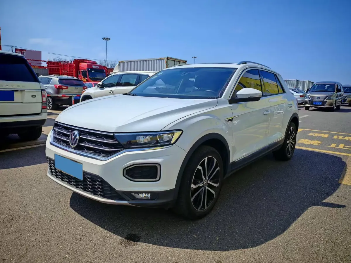 2020 Volkswagen T-Roc 1.4T 150HP L4 7DCT,autocango,china used car exporter,china ev exporter,chinese used car exporter,chinese used ev exporter