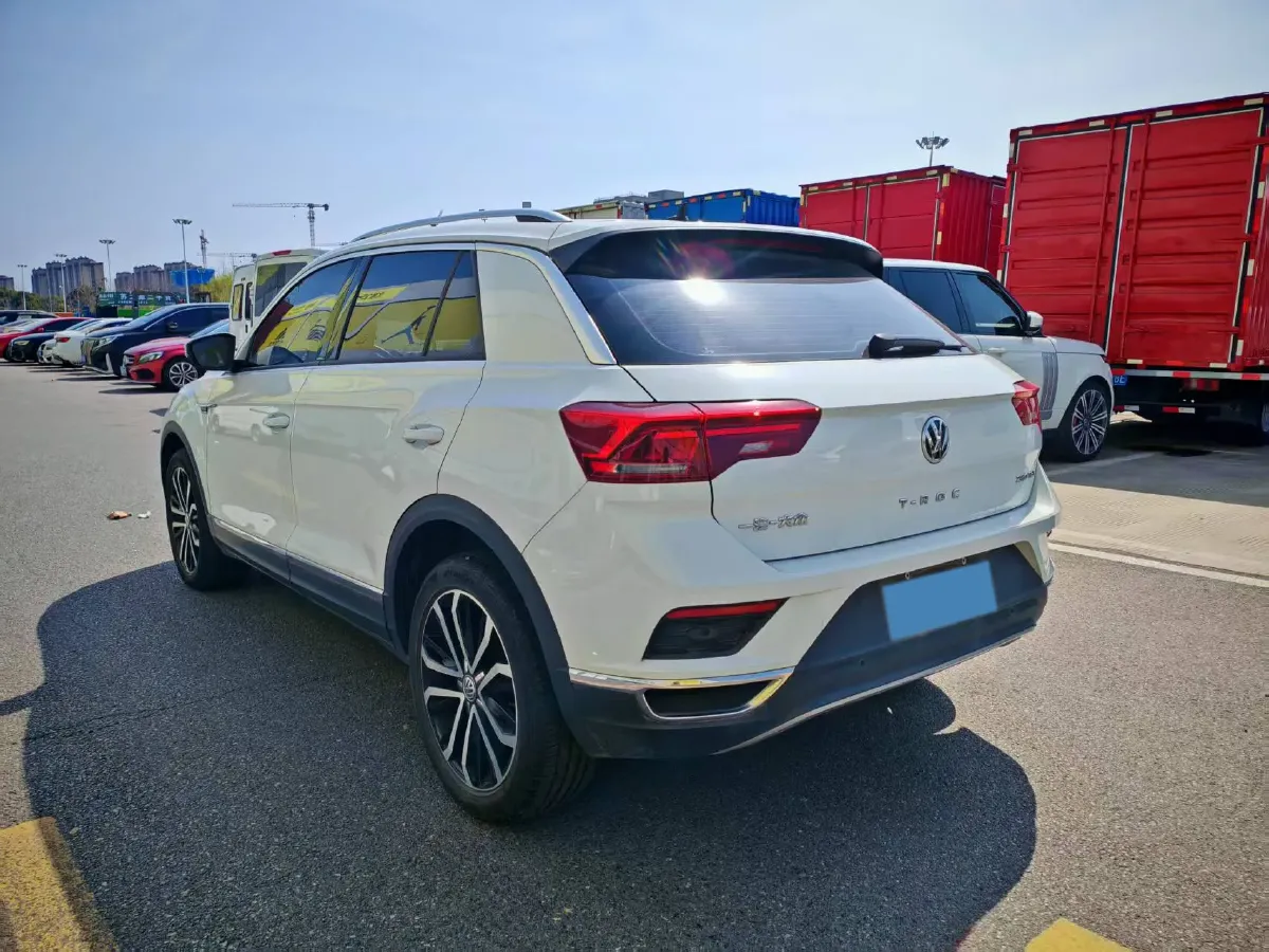 2020 Volkswagen T-Roc 1.4T 150HP L4 7DCT,autocango,china used car exporter,china ev exporter,chinese used car exporter,chinese used ev exporter