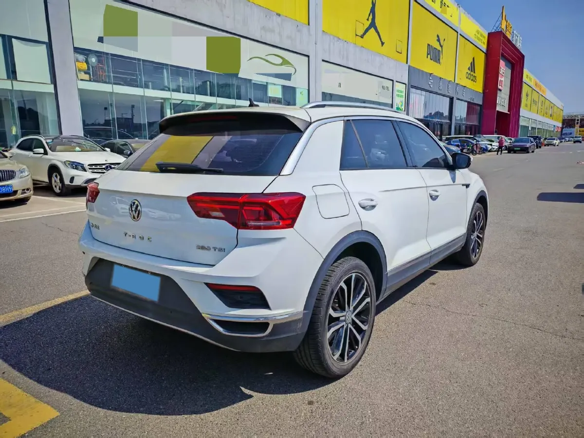 2020 Volkswagen T-Roc 1.4T 150HP L4 7DCT,autocango,china used car exporter,china ev exporter,chinese used car exporter,chinese used ev exporter