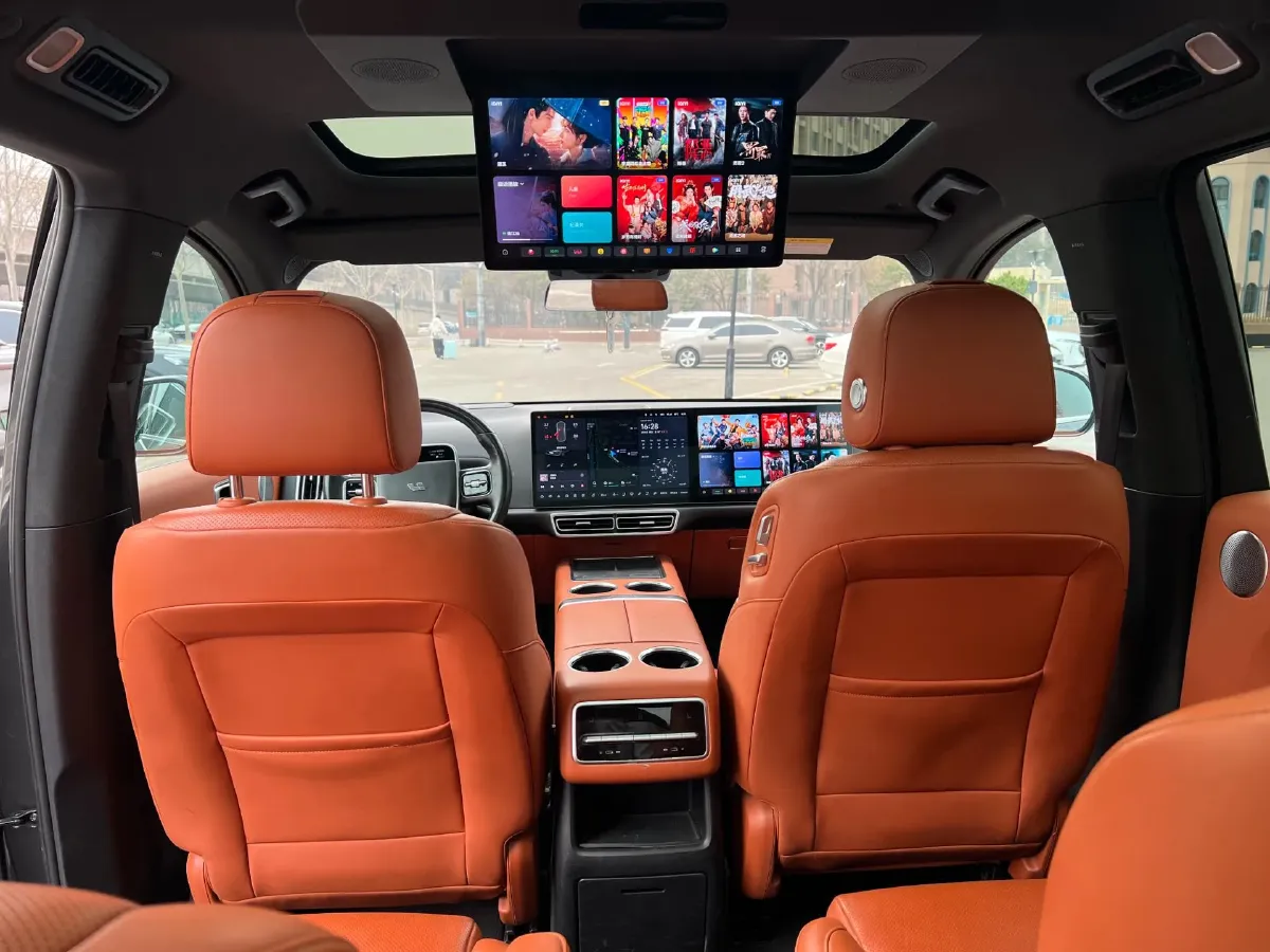 2023 Li L8 Range Extended 154HP REEV 40.9KWH,autocango,china used car exporter,china ev exporter,chinese used car exporter,chinese used ev exporter