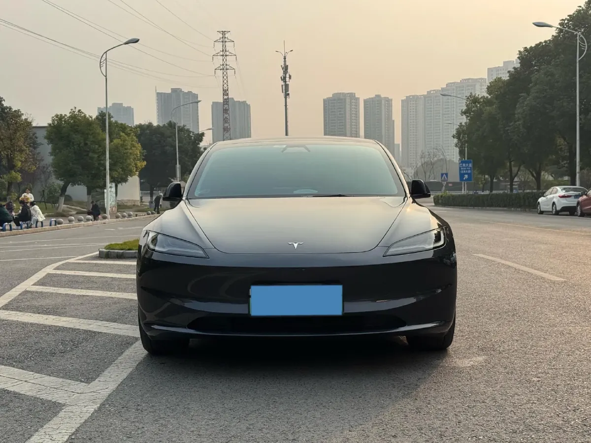 2025 Tesla Model 3 BEV,autocango,china used car exporter,china ev exporter,chinese used car exporter,chinese used ev exporter
