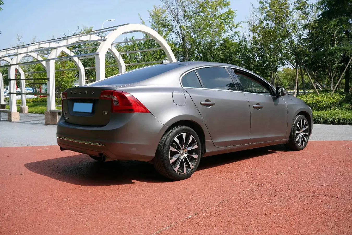 2019 Volvo S60 2.0T 245HP L4 8AT,autocango,china used car exporter,china ev exporter,chinese used car exporter,chinese used ev exporter