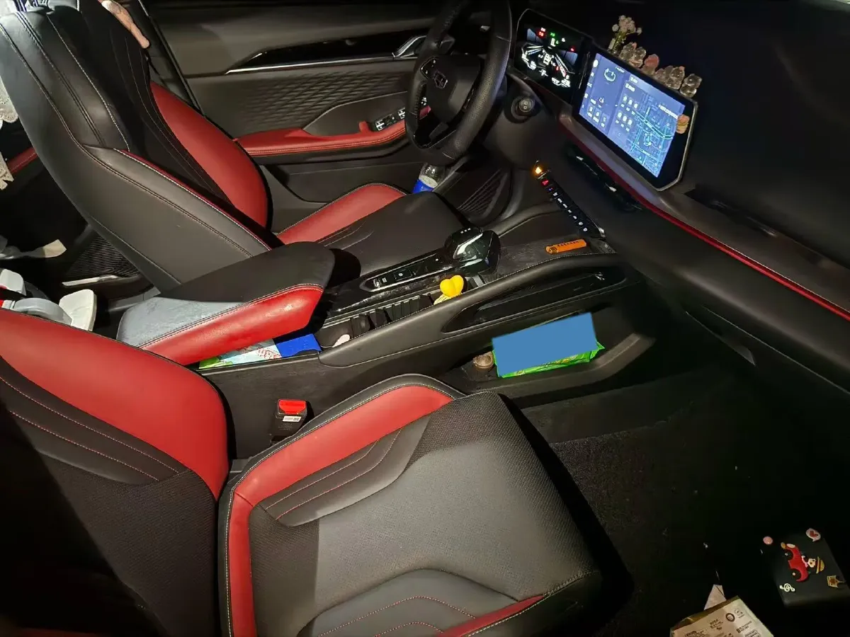 2023 Geely Coolray 1.5T 181HP L4 7DCT,autocango,china used car exporter,china ev exporter,chinese used car exporter,chinese used ev exporter