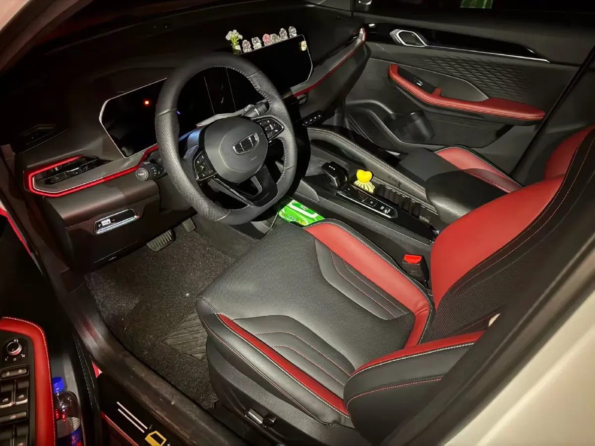 2023 Geely Coolray 1.5T 181HP L4 7DCT,autocango,china used car exporter,china ev exporter,chinese used car exporter,chinese used ev exporter