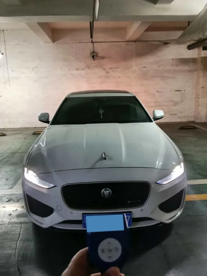 2021 Jaguar XEL 2.0T 250HP L4 8AT,autocango,china used car exporter,china ev exporter,chinese used car exporter,chinese used ev exporter