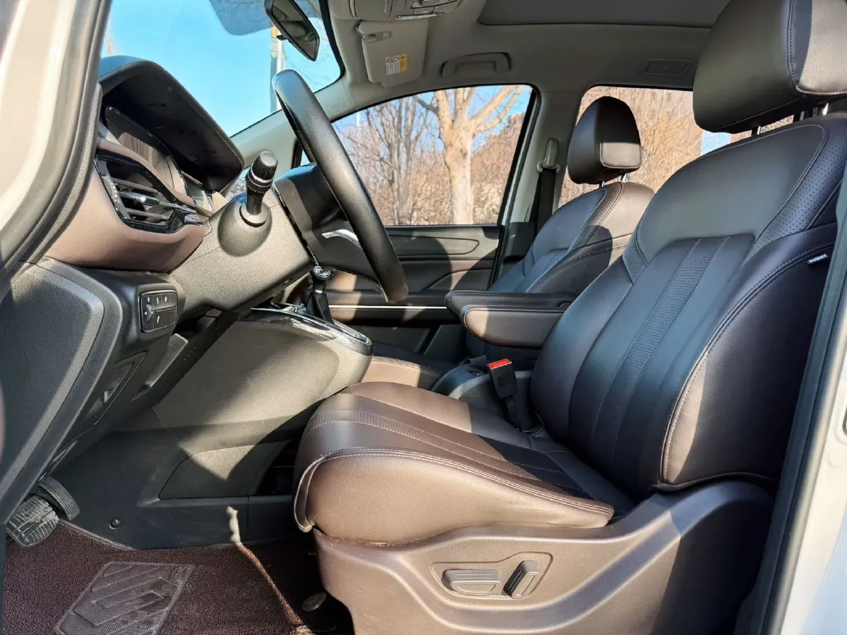 2019 GAC Trumpchi M6 1.5T 171HP L4 6AT,autocango,china used car exporter,china ev exporter,chinese used car exporter,chinese used ev exporter