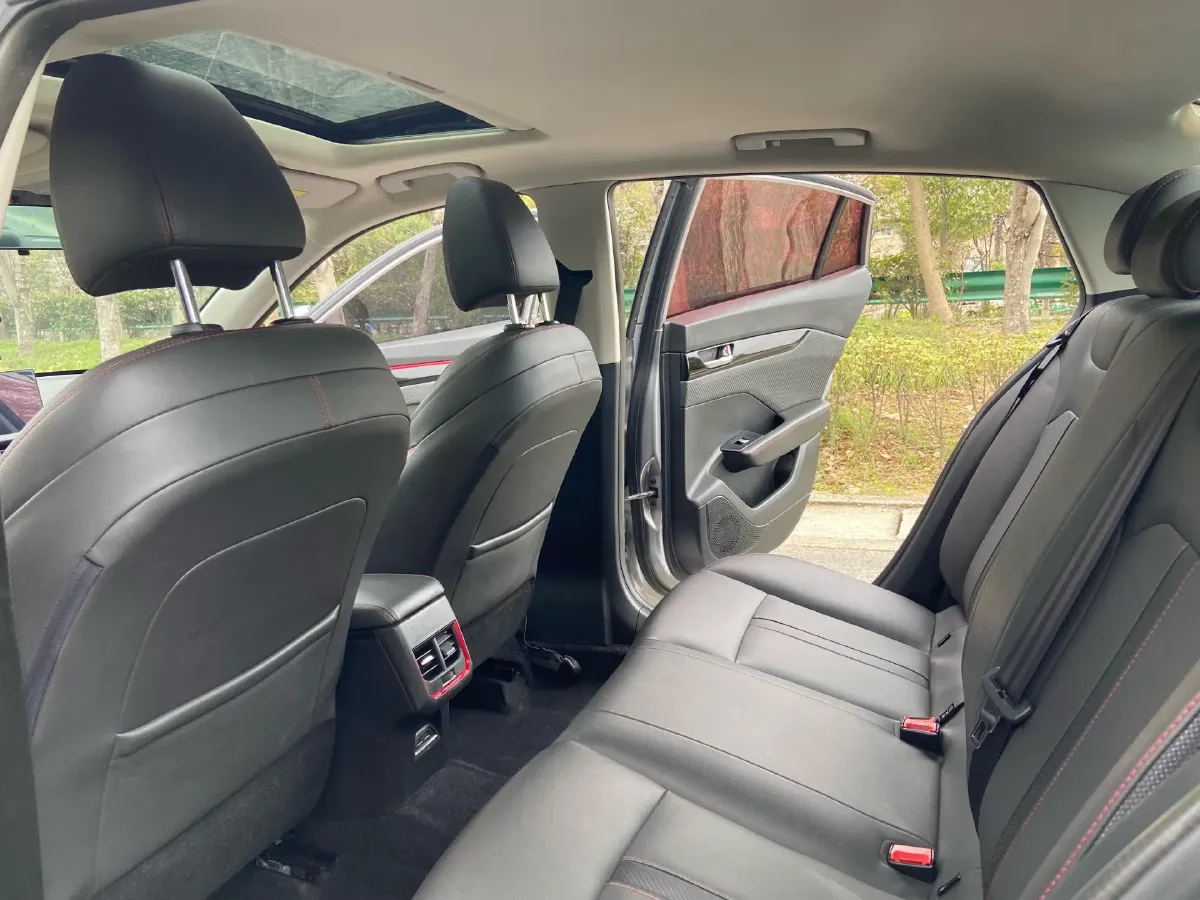 2021 DongFeng Aeolus YiXuan 1.5T 150HP L4 6DCT,autocango,china used car exporter,china ev exporter,chinese used car exporter,chinese used ev exporter