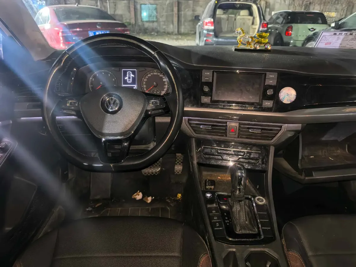 2020 Volkswagen Bora 1.5L 113HP L4 6AT,autocango,china used car exporter,china ev exporter,chinese used car exporter,chinese used ev exporter