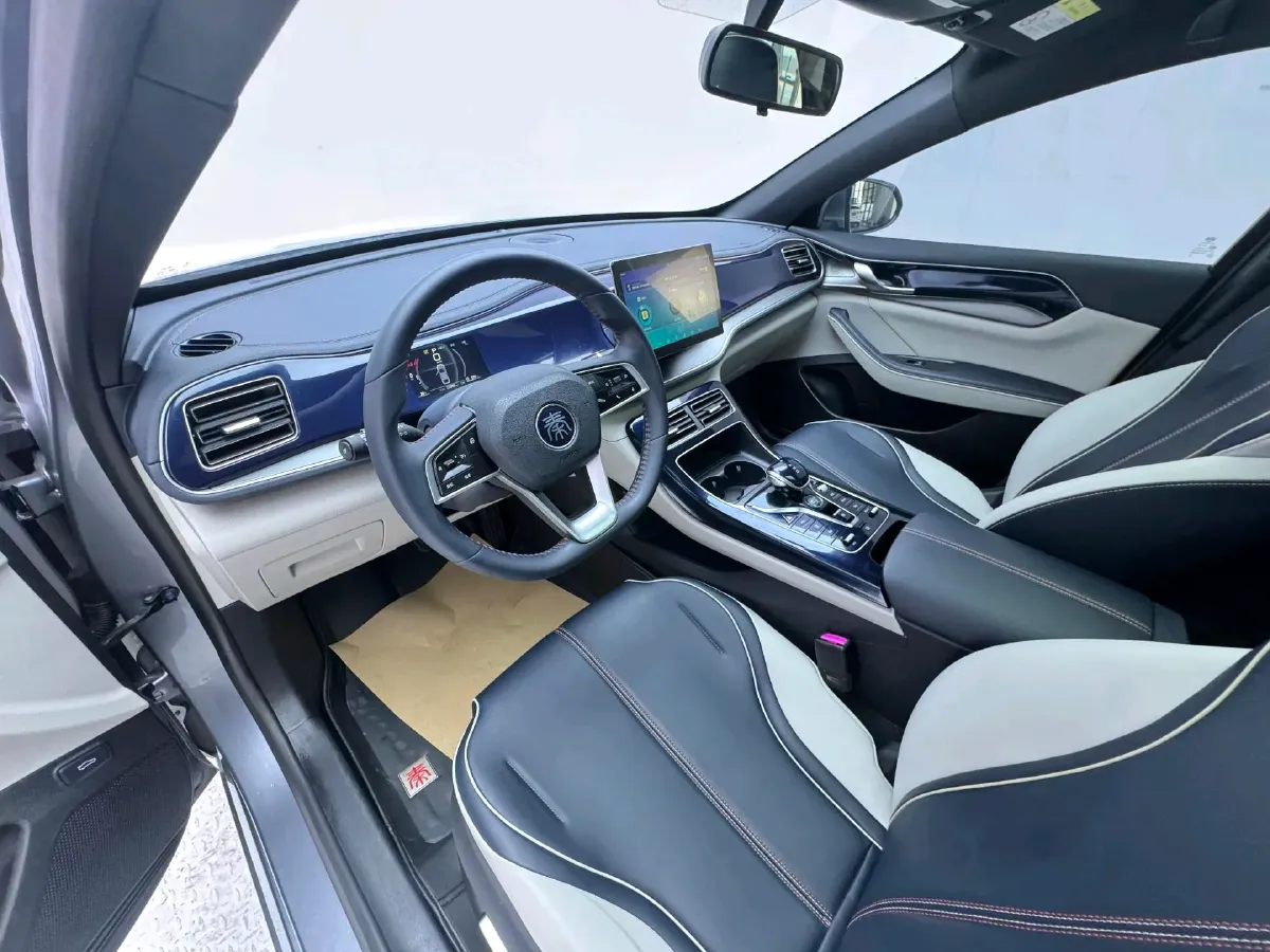 2021 Haval F7 1.5T 169HP L4 7DCT,autocango,china used car exporter,china ev exporter,chinese used car exporter,chinese used ev exporter