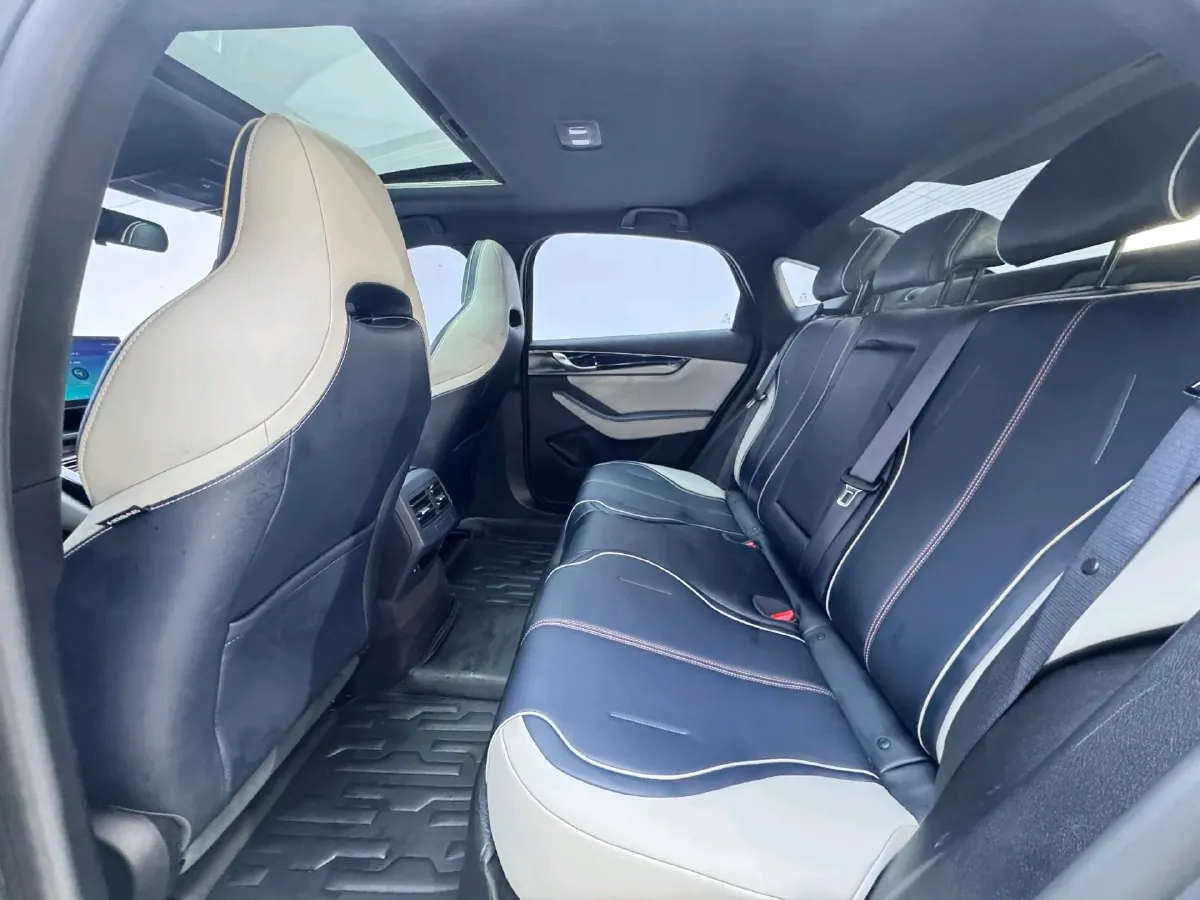 2021 Haval F7 1.5T 169HP L4 7DCT,autocango,china used car exporter,china ev exporter,chinese used car exporter,chinese used ev exporter