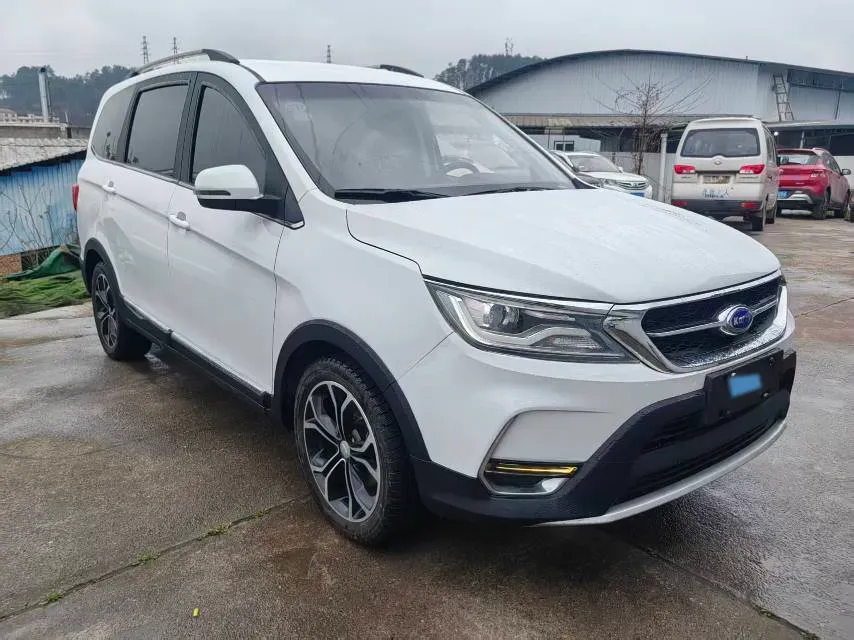 2017 Karry K60 1.5L 109HP L4 5MT,autocango,china used car exporter,china ev exporter,chinese used car exporter,chinese used ev exporter