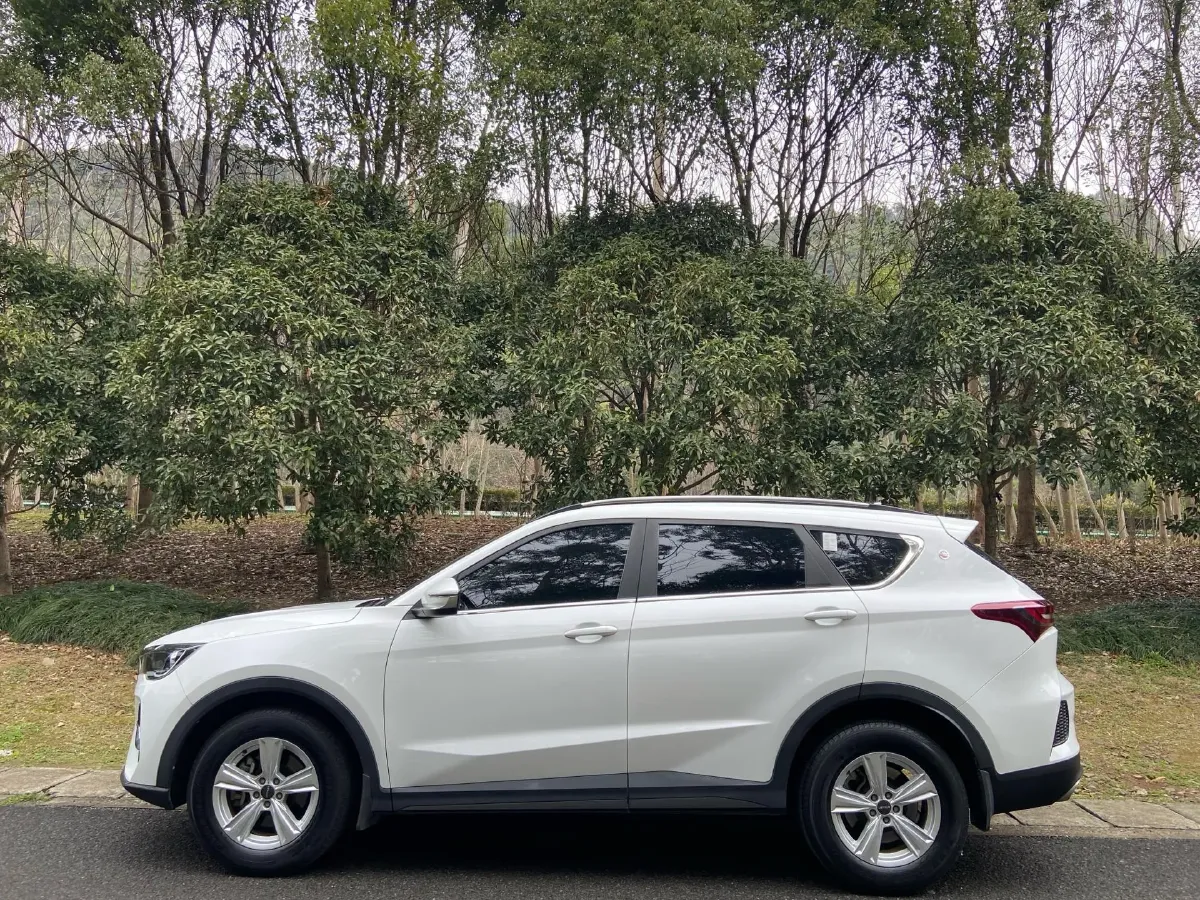 2022 Jetour X70S 1.5T 156HP L4 6MT,autocango,china used car exporter,china ev exporter,chinese used car exporter,chinese used ev exporter
