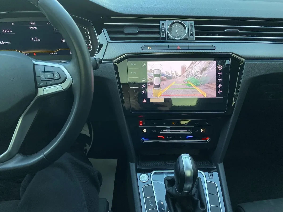 2021 Volkswagen Magotan 2.0T 186HP L4 7DCT,autocango,china used car exporter,china ev exporter,chinese used car exporter,chinese used ev exporter